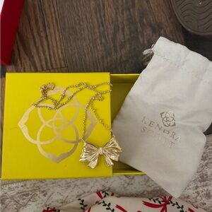 Kendra Scott Gold Bow Pendant Necklace